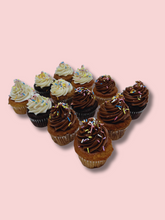 Load image into Gallery viewer, Cupcakes
